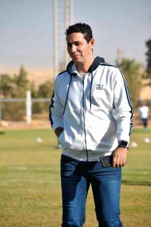 حسن عبد المنعم المدير الفني